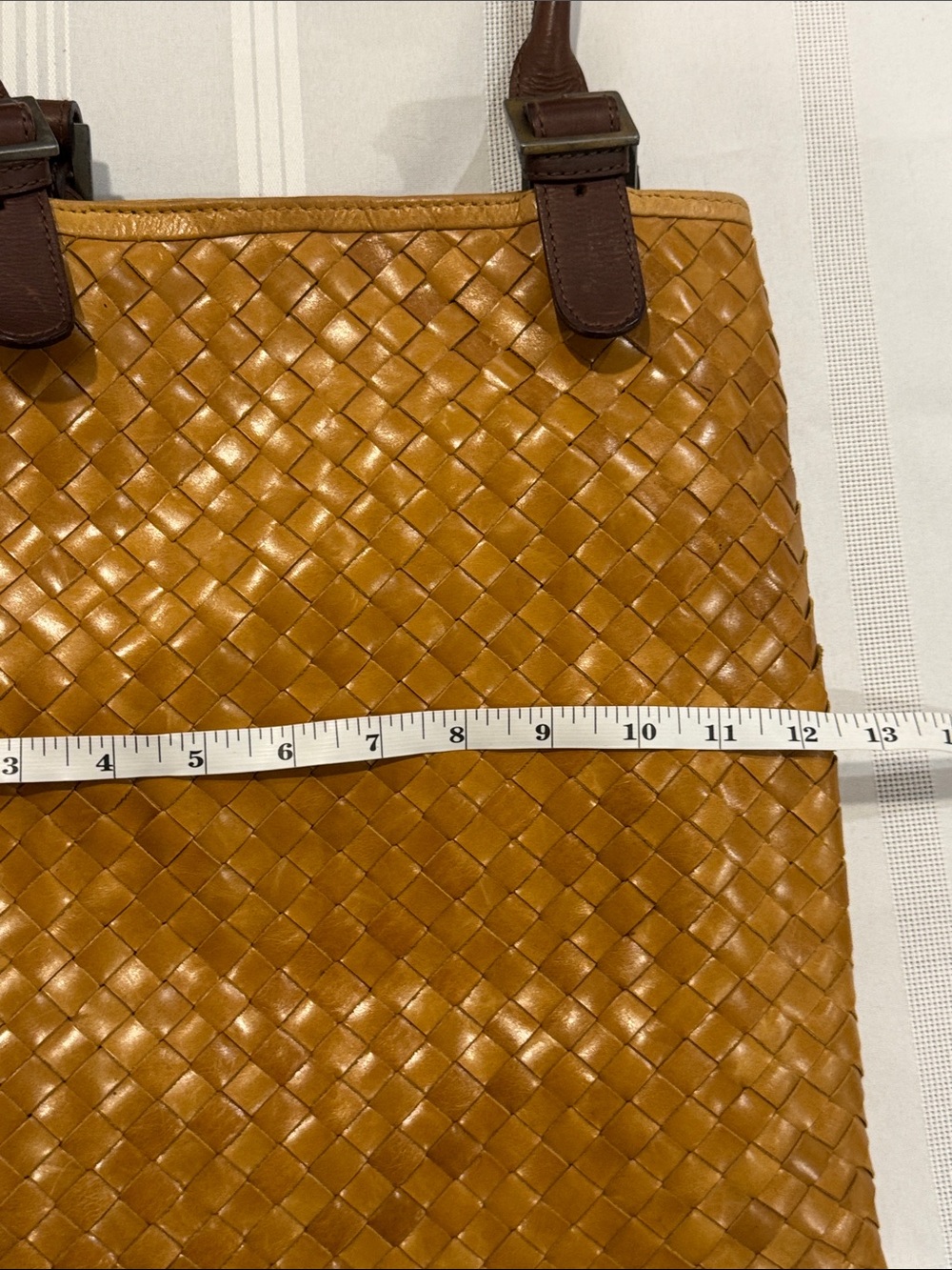 latico tan woven leather tote with brown handles - Picture 12 of 13